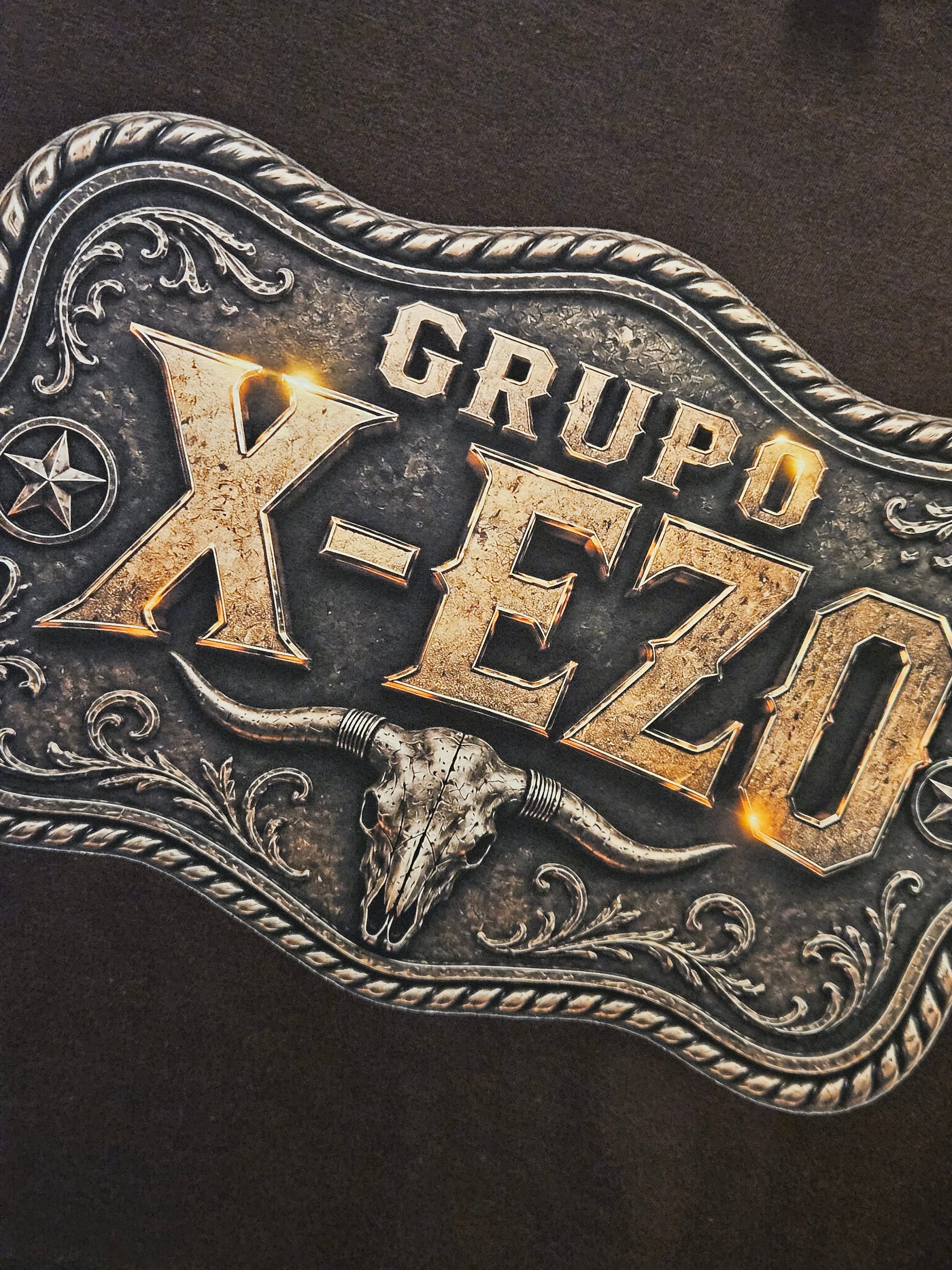 Custom Grupo X-EZO western belt buckle tee